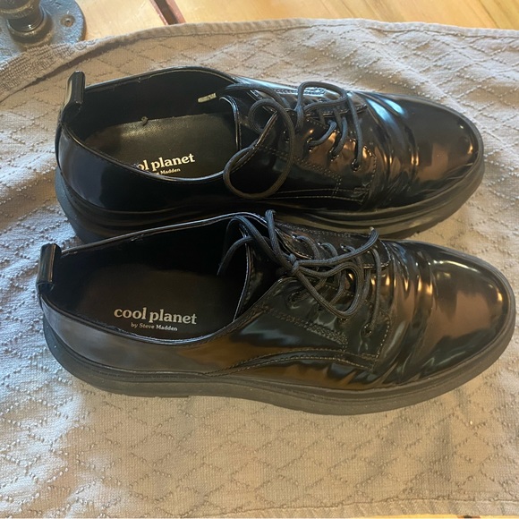 Cool Planet by Steve Madden Platform Oxfords - Picture 3 of 3